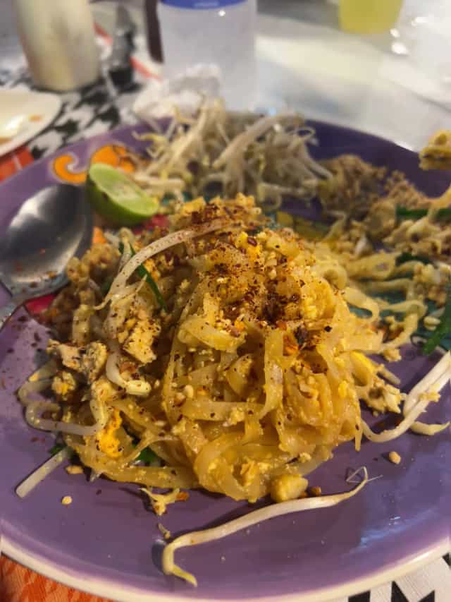 Amena halal food by Amena's daughter